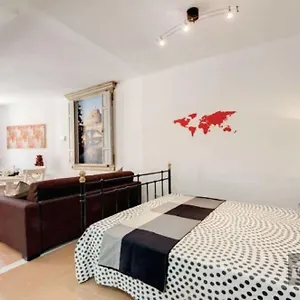 **** Aparthotel Navona Open Space Apartments Italy